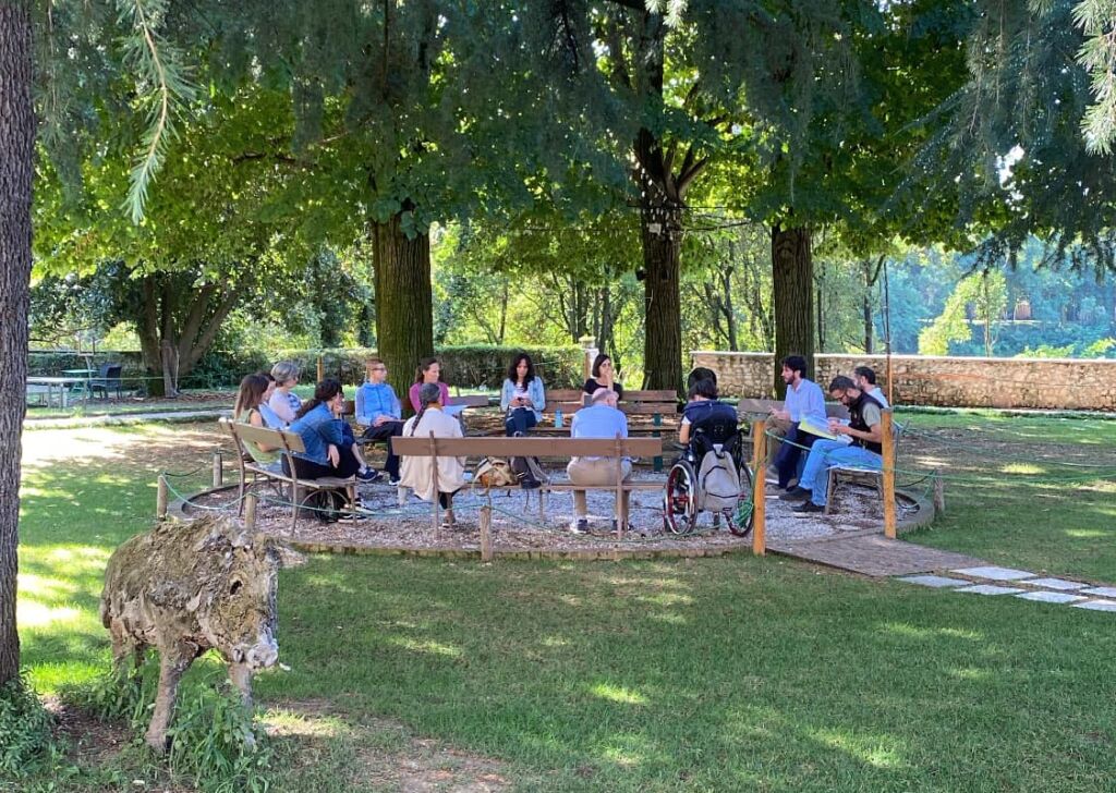 Fino al 23 settembre, Bassano del Grappa ospita il social forum dedicato alle fragilità ambientali e sociali: una settimana di incontri e laboratori tra ecologia, arte e società