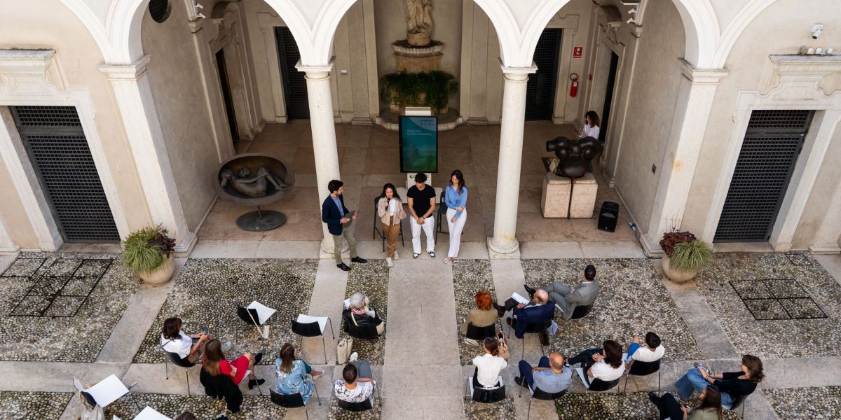 CV_consegna borse di studio_43 Il cortile interno nella sede di Fondazione Cariverona