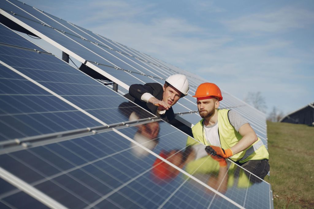 Un nuovo programma da quasi 400mila euro, in partnership con ForGreen Spa Società Benefit, rafforzerà le 15 Comunità energetiche rinnovabili già avviate a Verona, Vicenza, Belluno e Ancona