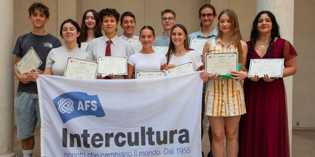 Fondazione Cariverona, in partnership con Fondazione Intercultura, annuncia gli 11 studenti vincitori delle borse di studio del bando Giovani in movimento