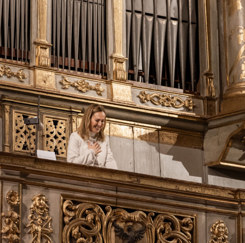 Mercoledì 7 gennaio, a San Tomaso Cantuariense, Rosso Verona Baroque Ensemble porta in scena “Le sonate all’epistola”: un viaggio tra sonate da chiesa, trio sonata e pagine per organo che ricostruisce gli incontri italiani del giovane Mozart e accende la memoria della città
