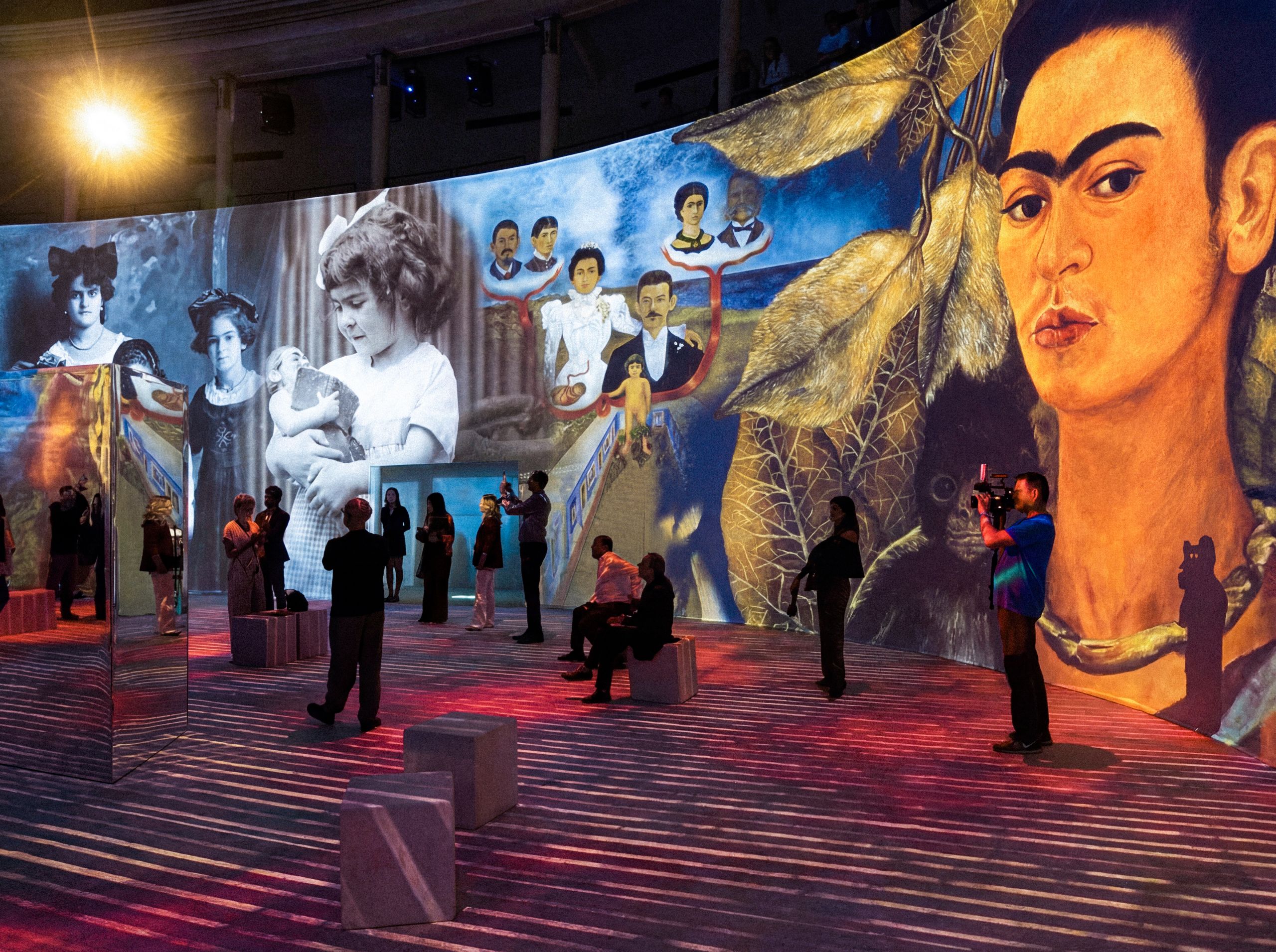 Frida Kahlo A Revolutionary Life 2